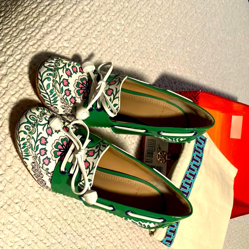Tory Burch green print heels, size 7